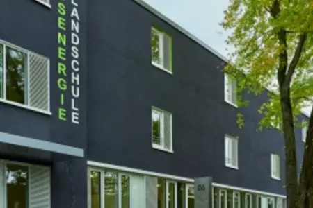 Plusenergieschule Stuttgart