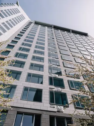 Büroturm AYR Frankfurt Fassade